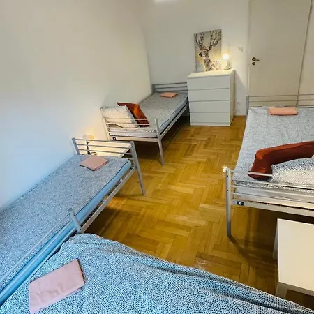 Baltic Rooms Legionow Gdynia 6 Pokoi Wspolna Lazienka